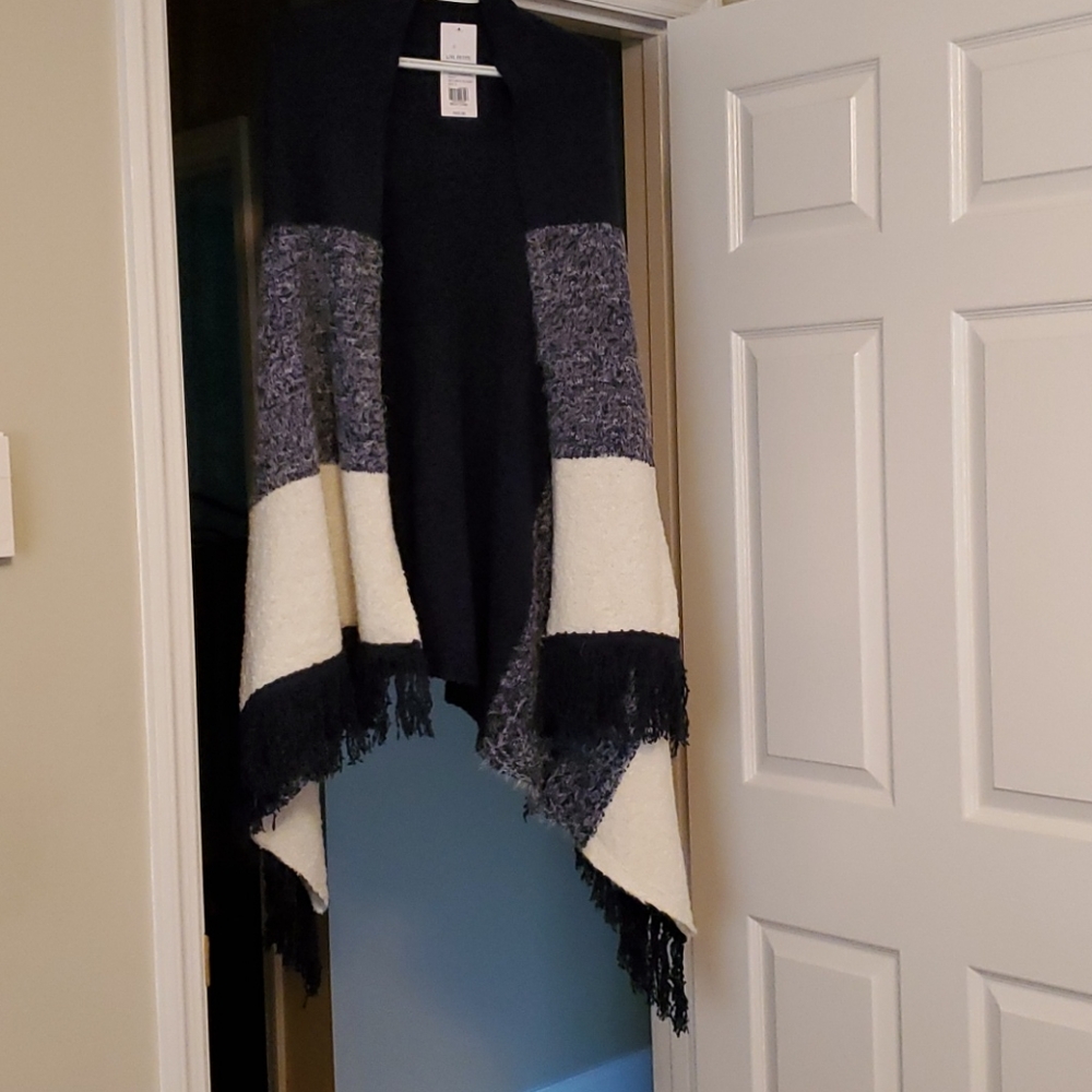 Low Knit Poncho